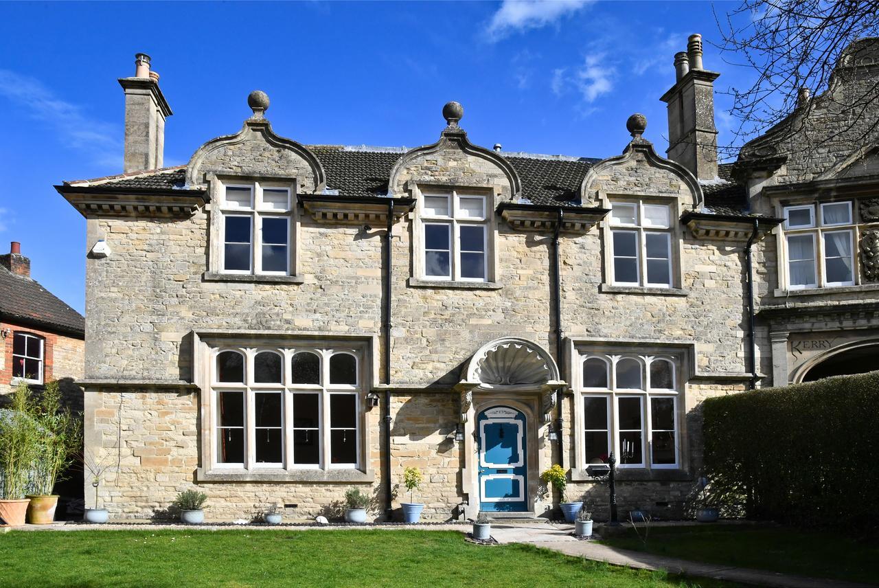 Heritage Bed And Breakfast Calne Exteriör bild