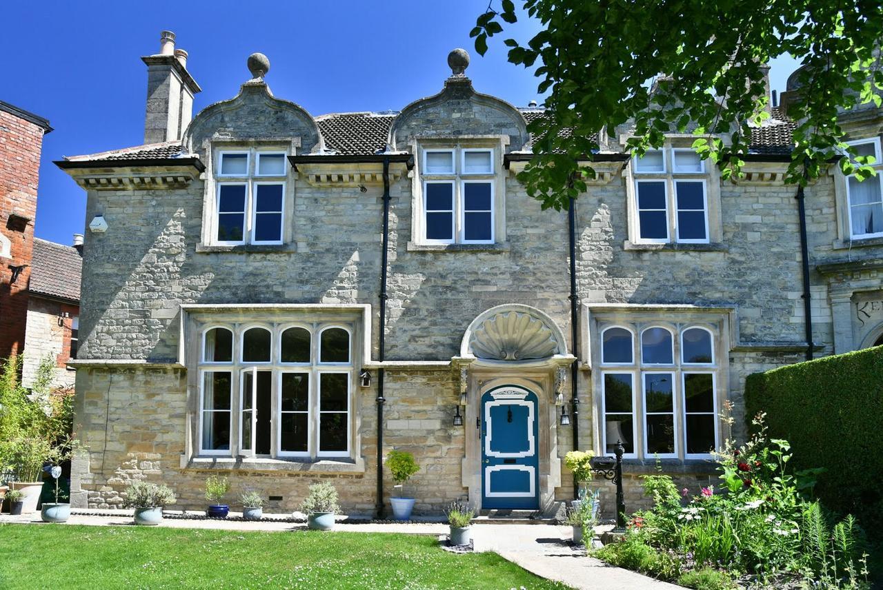 Heritage Bed And Breakfast Calne Exteriör bild