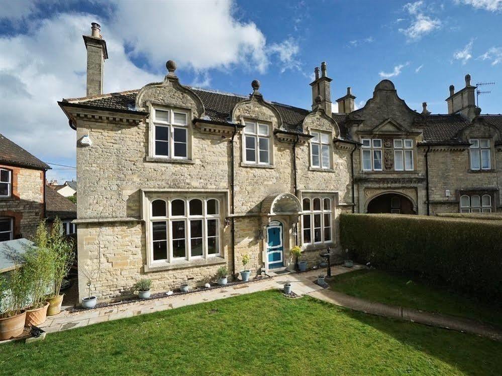 Heritage Bed And Breakfast Calne Exteriör bild